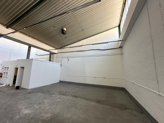 To Let commercial Property for Rent in Ndabeni Western Cape
